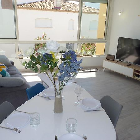 Sol-Y-Days Murenes: Modern City-Center Apartment Near Beach Le Grau-du-Roi Exterior photo